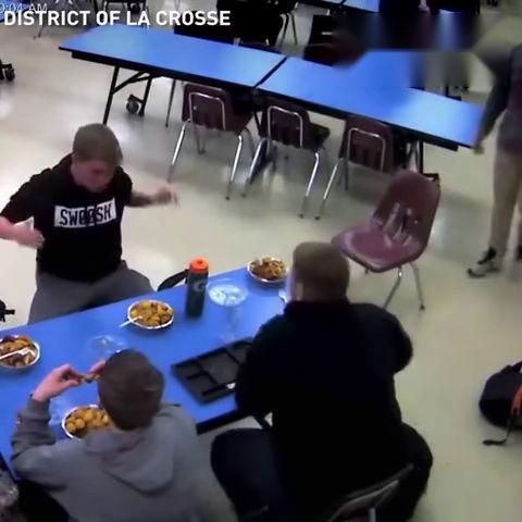 急救发视频,急救视频教你关键时刻如何自救与救人